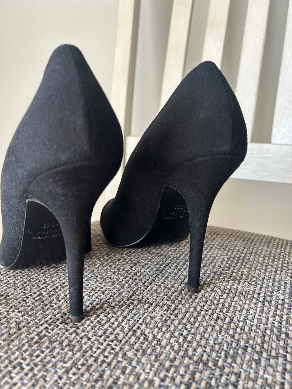 Giuseppe Zanotti Black Suede Pointed Toe Stiletto Pumps Size 37.5 Made in Italy - Picture 9 of 11